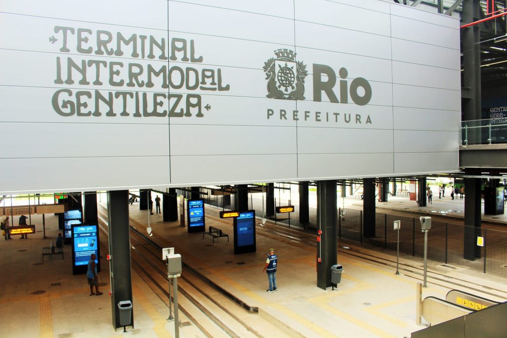 Um rio de oportunidades: feira oferece 7 mil vagas no terminal gentileza