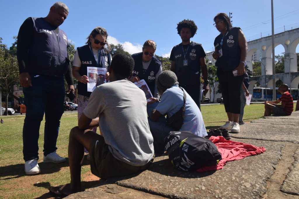 Assistência social atua na localização de professor desaparecido no rio