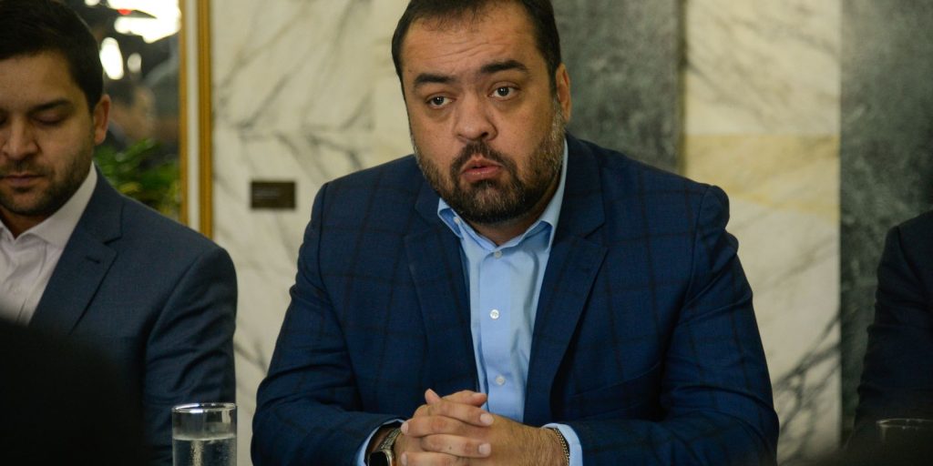 Castro quer transferir líderes de facções para presídios federais