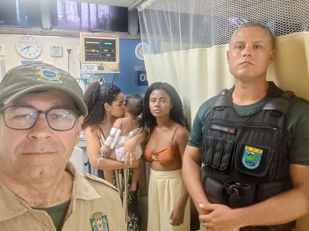 Bebê de seis meses resgatado por guardas na quinta da boa vista