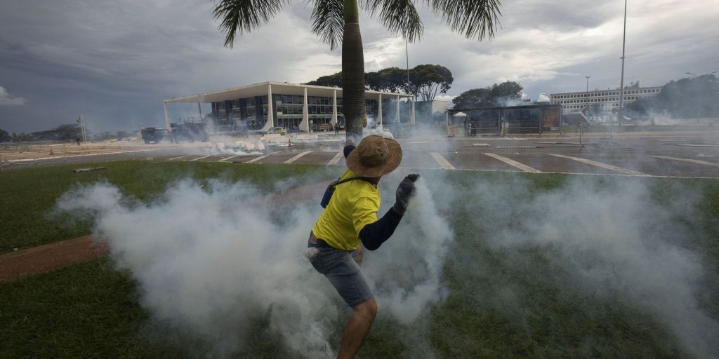 Trama golpista: defesas de militares iniciam apresentações no stf
