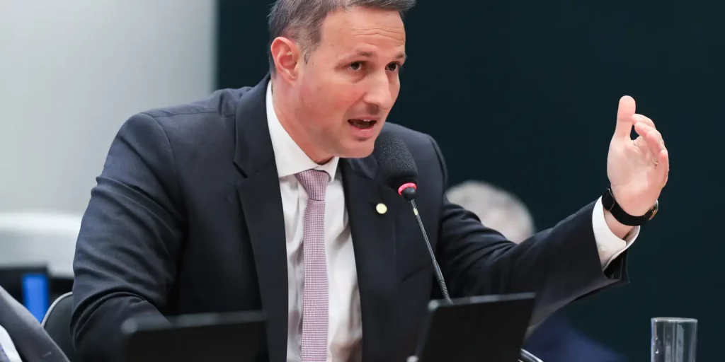 Derrite defende revisão nas audiências de custódia no brasil