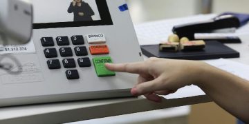 Cálculo dos votos válidos define vitória em primeiro turno nas eleições brasileiras