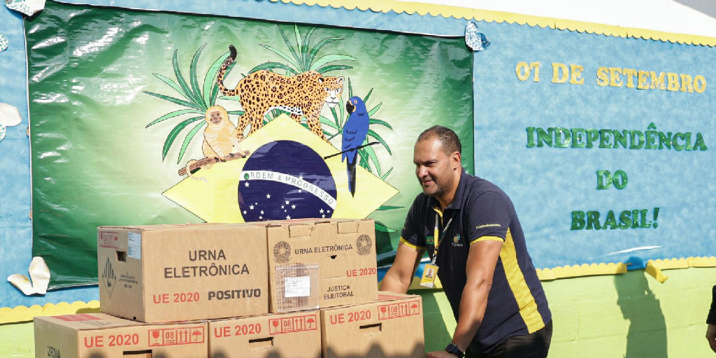 Eleições 2026 - veja como consultar o local de votação para quem pediu o voto em trânsito