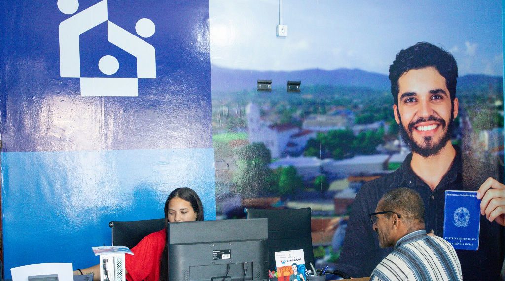 Emprego em Maricá tem mais de 300 vagas abertas em diversos setores