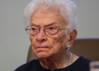 Luiza Erundina conquista vaga na Alesp aos 91 anos como a deputada estadual mais idosa de 2026