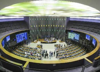 PL, PSD, PT e Republicanos lideram governos estaduais com 15 vitórias no primeiro turno