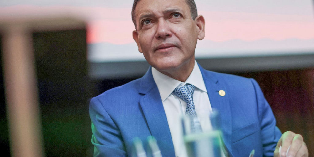 Presidente do TSE descarta interferência estrangeira e destaca normalidade no pleito de domingo