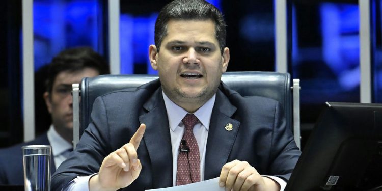 Senado define calendário para votar fim da escala 6x1 e redução de jornada