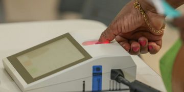 TSE registra substituição de 1.544 urnas eletrônicas durante o primeiro turno das eleições