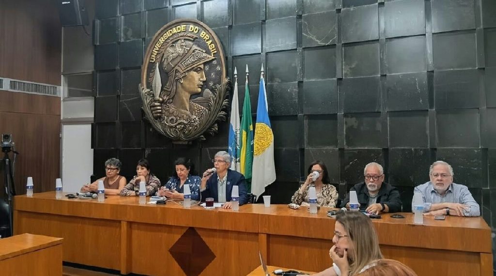 UFRJ discute estratégias para reduzir reprovação em Cálculo e ampliar captação de recursos